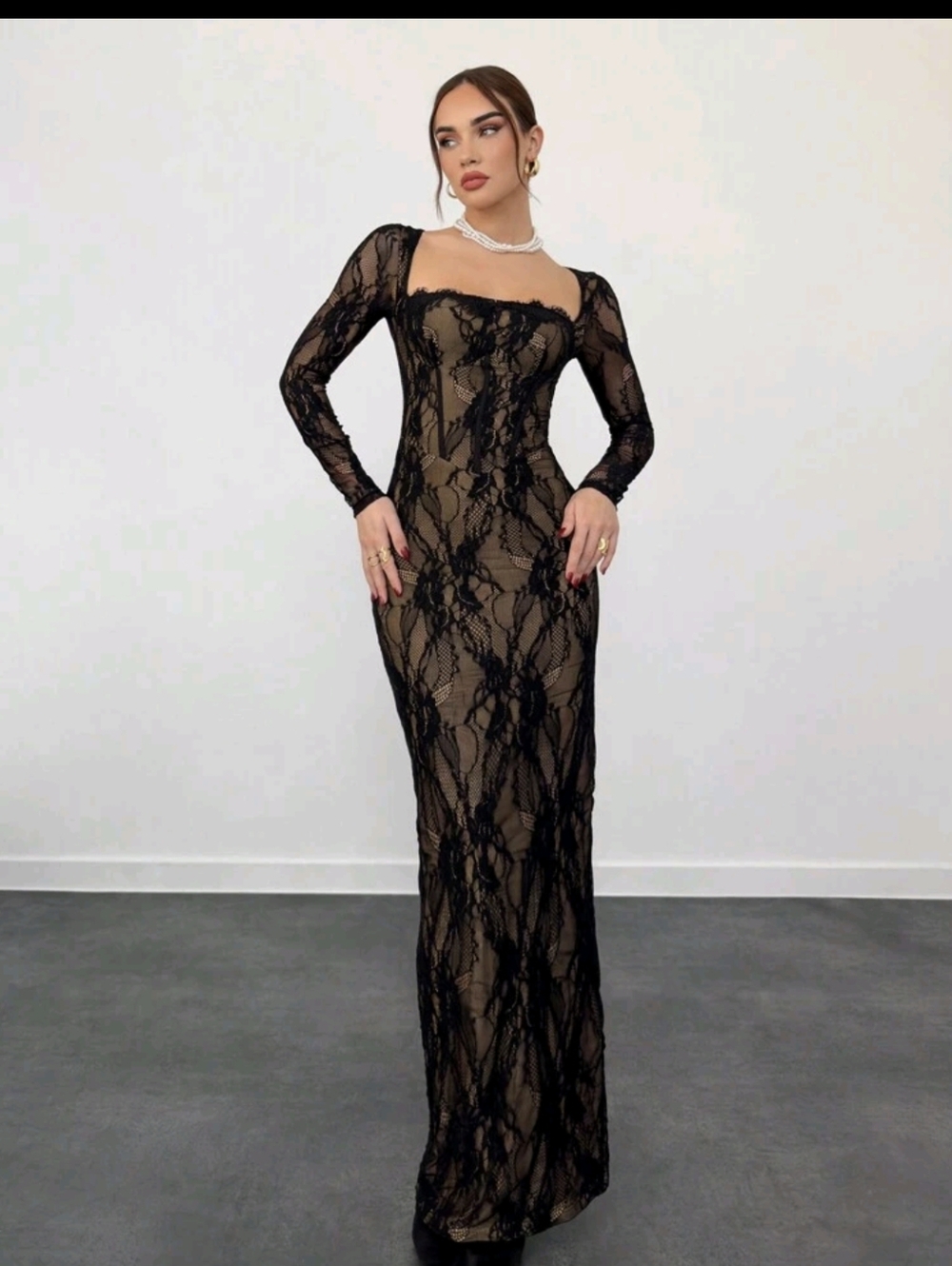 S-Shaped Lace Long Sleeve Cupped Corset Collar Slim Fitted Floor Length dress